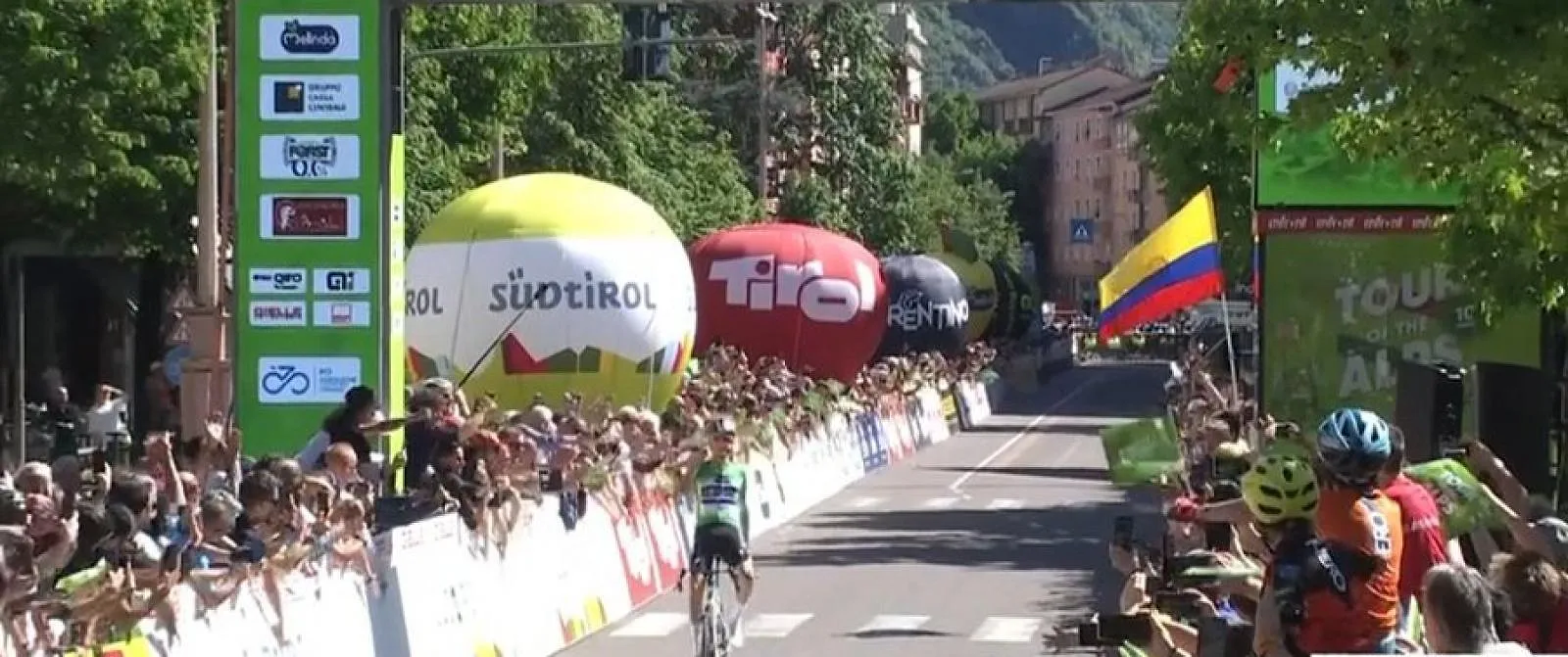 Ronde van de Alpen: Giulio Pellizzari wint de slotetappe en stelt zijn eindzege veilig! - Belga