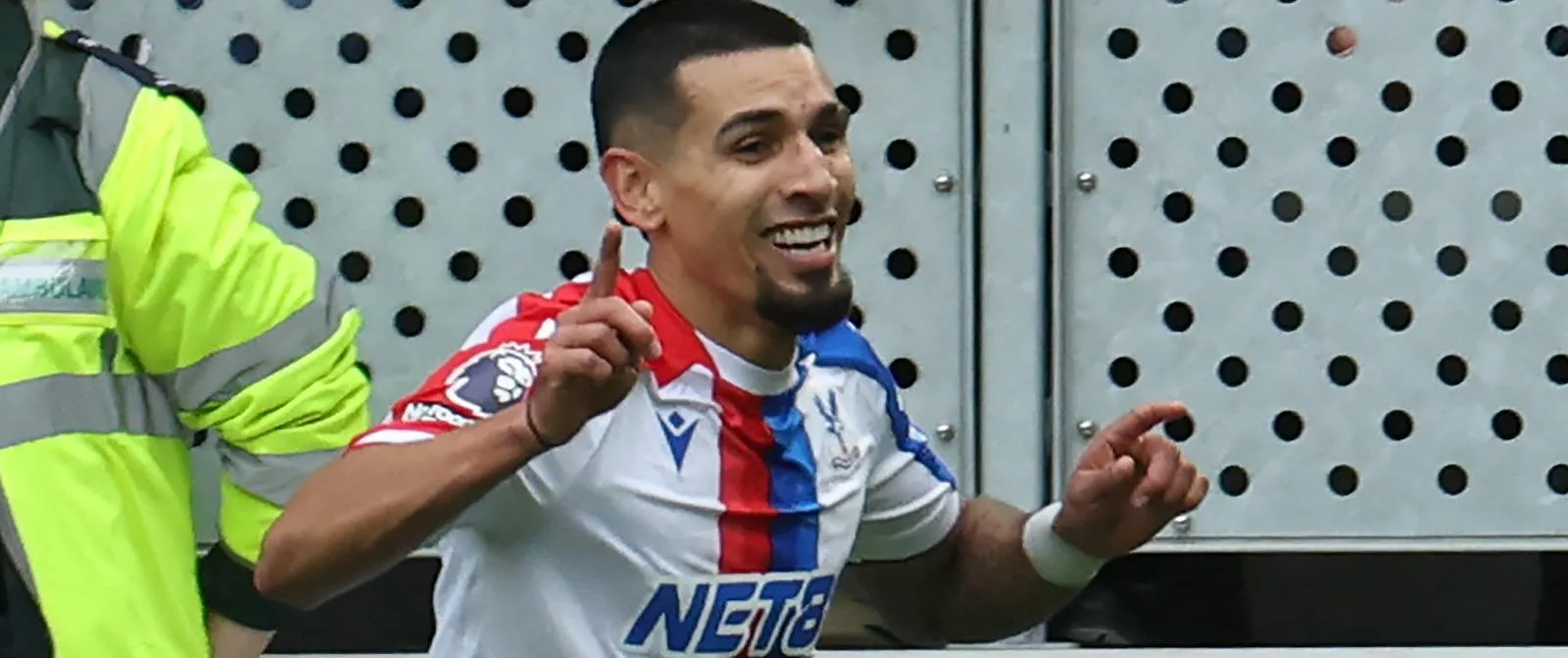 Ex-speler van Genk zwaar onder vuur na doelpunt dat als onsportief wordt bestempeld - Circus Daily