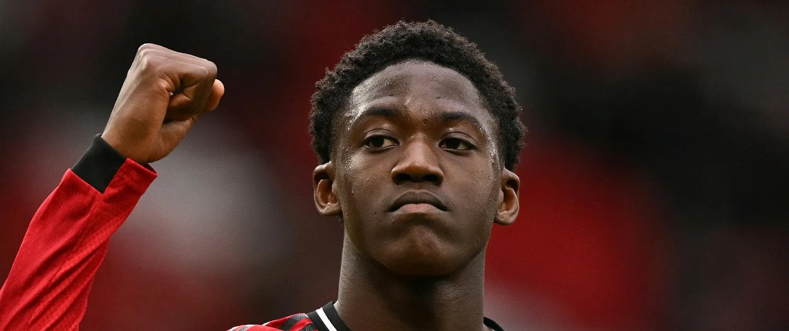 Manchester United stelt goudhaantje veilig: Kobbie Mainoo gaat verlengen! - Circus Daily