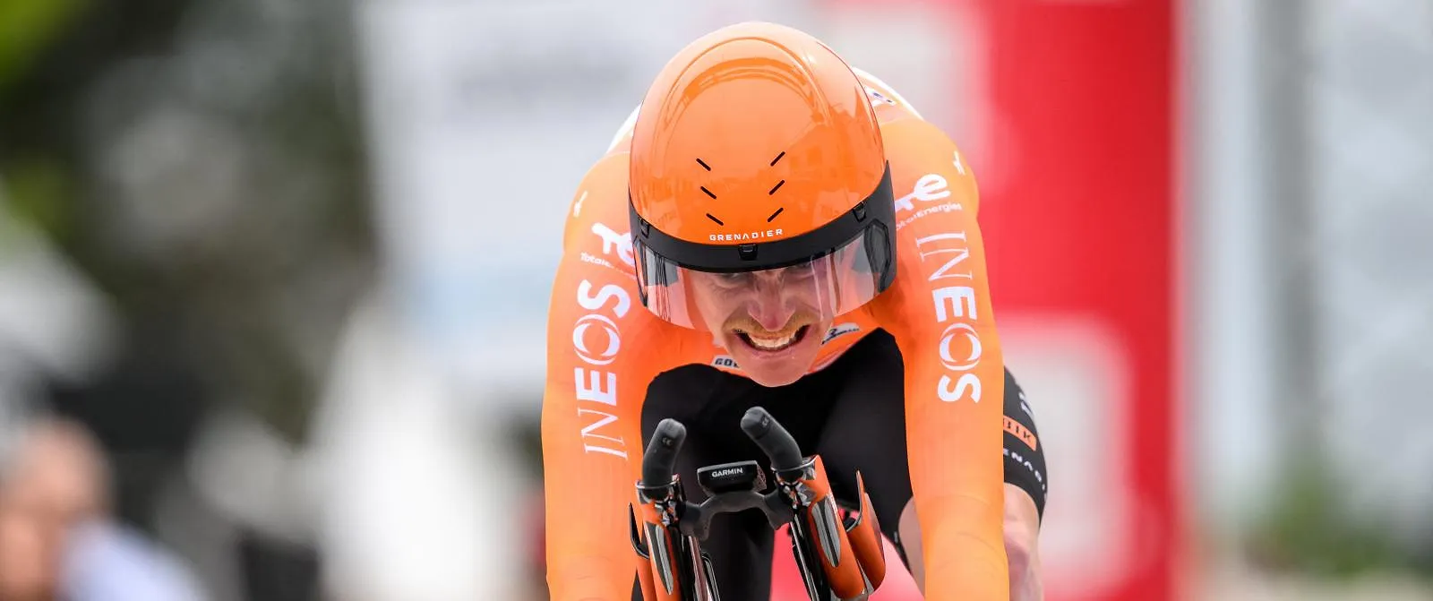 Dorian Godon denderde naar winst in proloog Tour de Romandie en troeft Pogacar af - Circus Daily