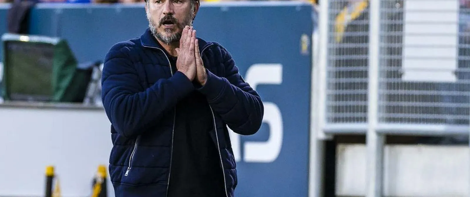 133 Eredivisie-wedstrijden dreigen opnieuw gespeeld te worden door conflict rond meervoudige nationaliteit van spelers! - Circus Daily