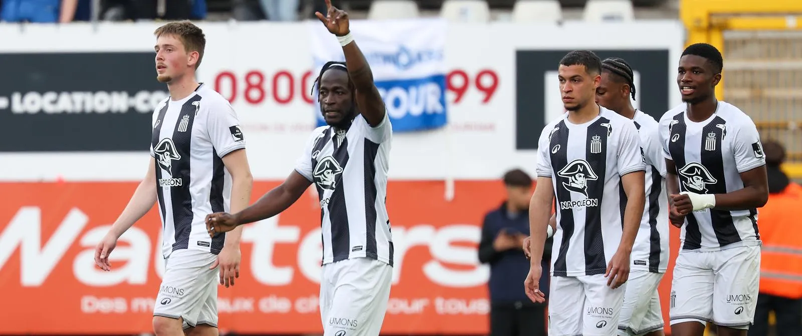 Pro League: Charleroi boekt zege tegen Genk en mengt zich opnieuw in de Europese strijd (2-0) - Circus Daily