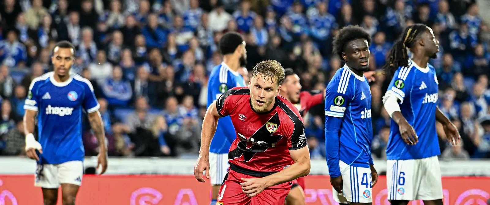 Conference League : Rayo Vallecano wipt Straatsburg-Belgen en speelt finale tegen Crystal Palace - Belga