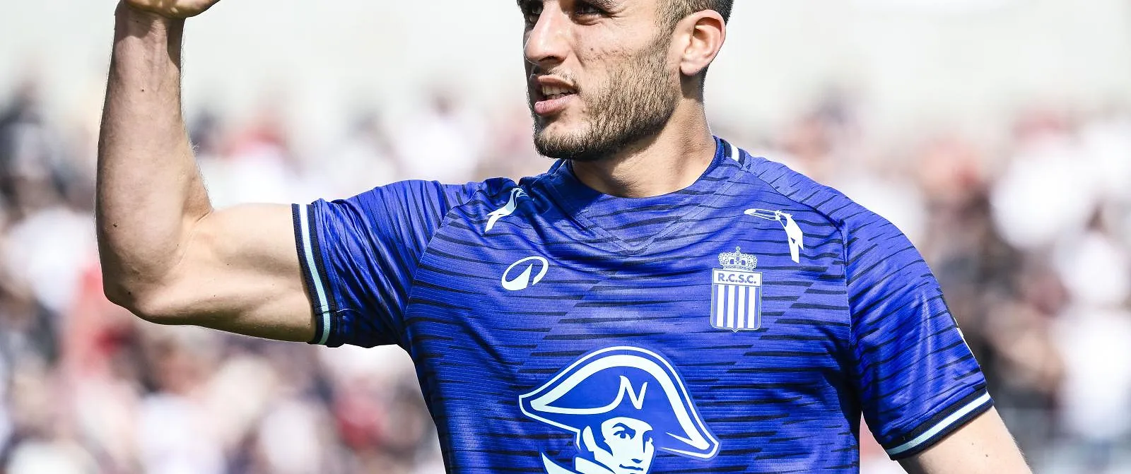 De derde op rij voor Sporting Charleroi, dat wint bij Royal Antwerp FC (0-1) en blijft hopen - Belga