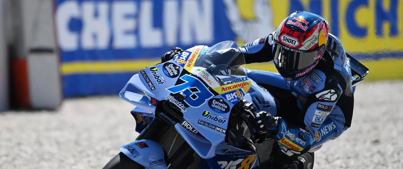 MotoGP: Zeer zware crash in Barcelona, Alex Marquez afgevoerd naar het ziekenhuis en rode vlag - Circus Daily