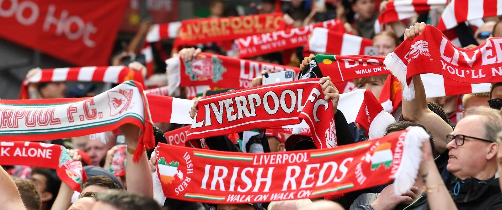 Liverpool huldigt nieuw herdenkingsmonument in voor slachtoffers van Heizeldrama - Belga