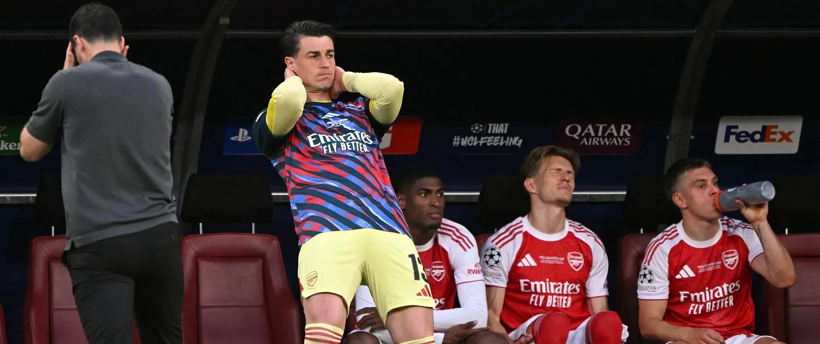 Chelsea trolled Arsenal vrolijk op sociale media na Champions League-debacle ! - Circus Daily