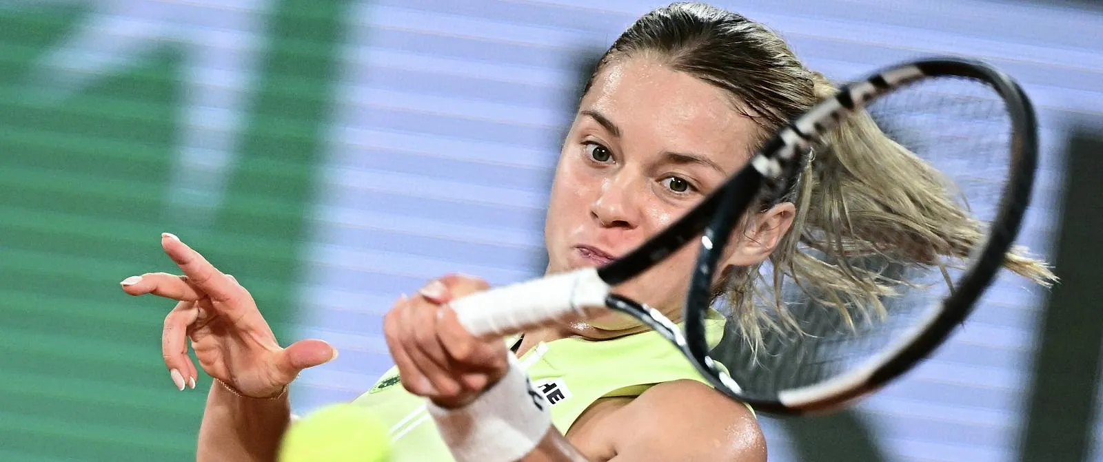 Maja Chwalinska schuift Shnaider aan de kant en treft Mirra Andreeva in finale van Roland Garros ! - Circus Daily