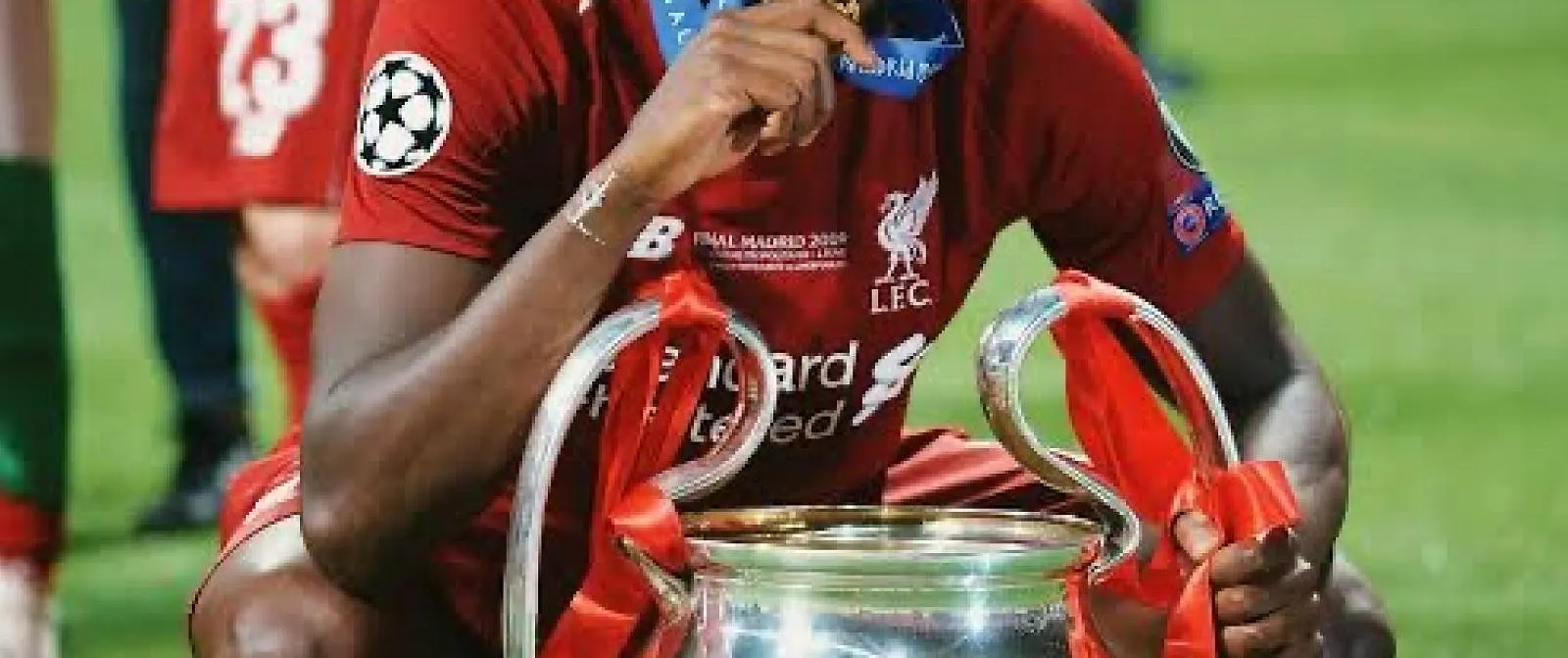 Donderslag bij heldere hemel : Divock Origi zet een punt achter zijn carrière ! - Guillaume Jans