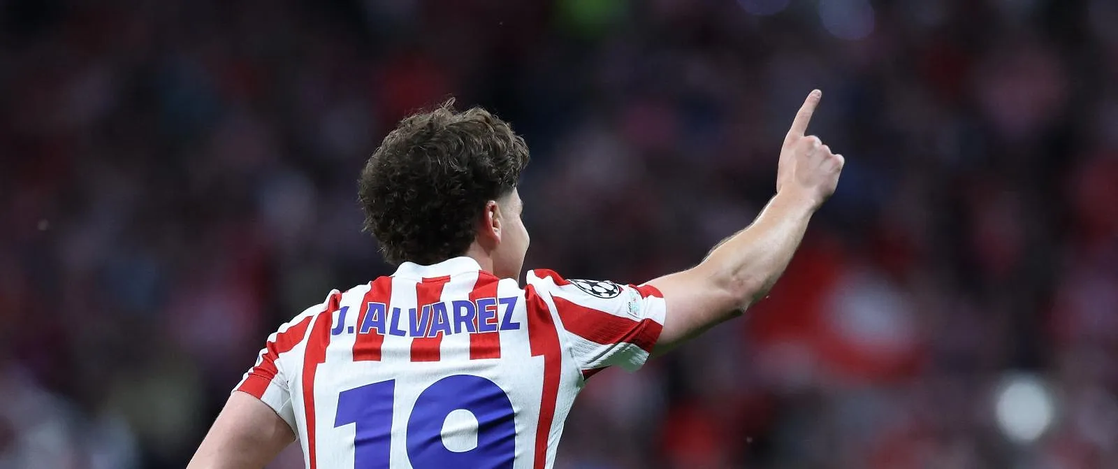 Atlético wijst bod van Real op Julián Álvarez af en haalt op sociale media openlijk uit naar de club - Circus Daily