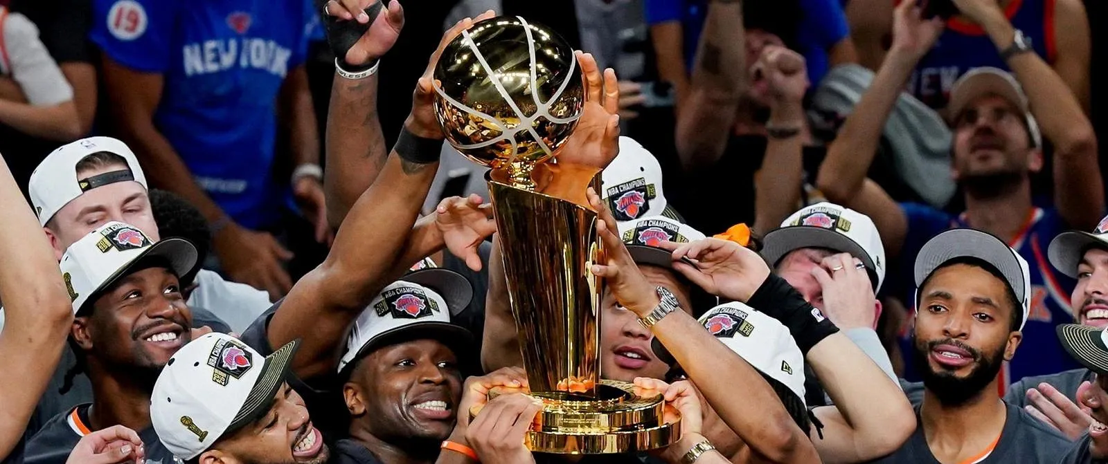 Een heroïsche Jalen Brunson verlost de New York Knicks na 53 jaar wachten ! - Belga