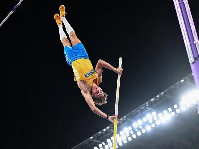 6m30, Mundo Duplantis vliegt opnieuw: 14e wereldrecord en 3e wereldtitel voor de Zweed