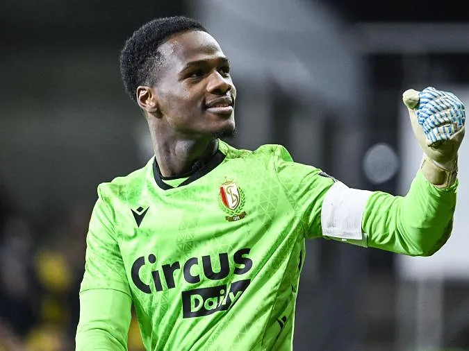 Matthieu Epolo steekt het Waalse vuur aan: “We gaan de supporters van Charleroi niet horen”