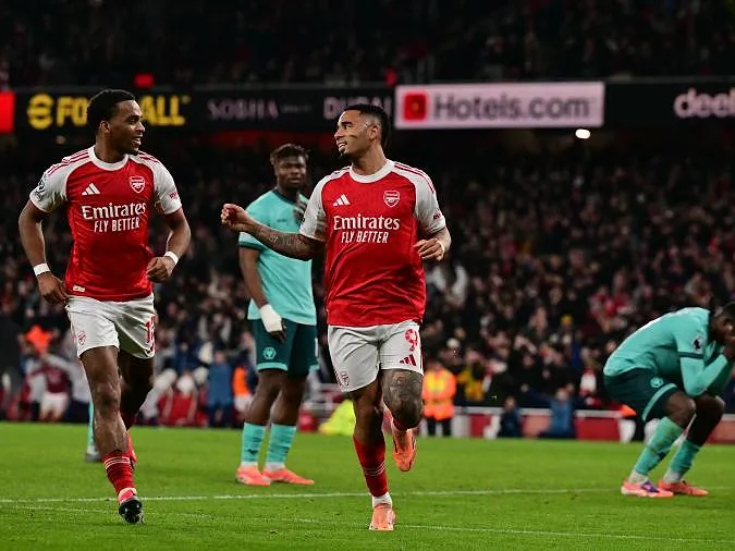 Arsenal en Trossard kloppen Wolves na dol slot