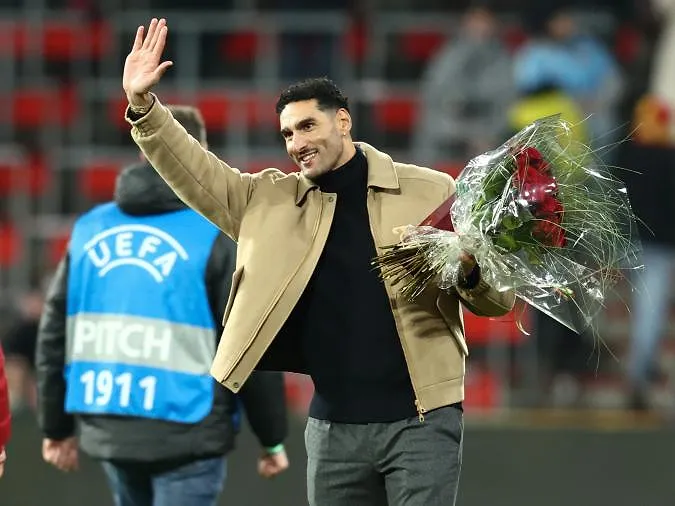 Marouane Fellaini bij Sporting Charleroi: hij krijgt een functie in de technische staf!