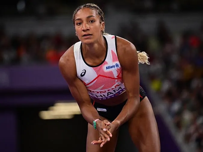 Nafi Thiam verbreekt het stilzwijgen en verdedigt haar keuzes voor 2026