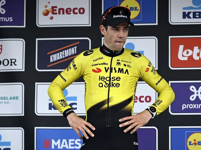 Wout van Aert hakt knoop door in debat Boonen vs. Van der Poel!