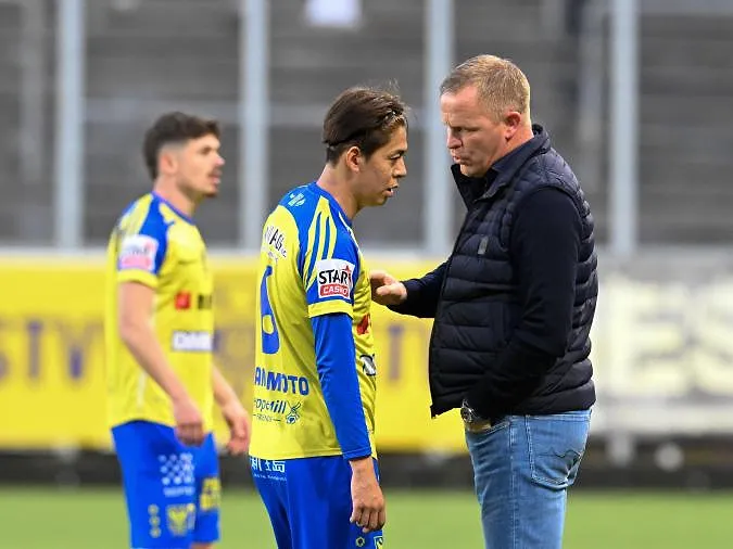 Sint-Truiden dreigt leeggezogen te worden : Vrancken mikt op buitenland, Yamamoto op weg naar Freiburg
