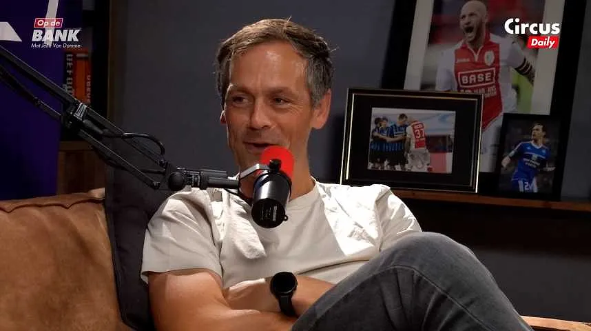 « Op de bank » : Jelle Van Damme verwelkomt Tom De Sutter - « Op de bank » : Jelle Van Damme verwelkomt Tom De Sutter