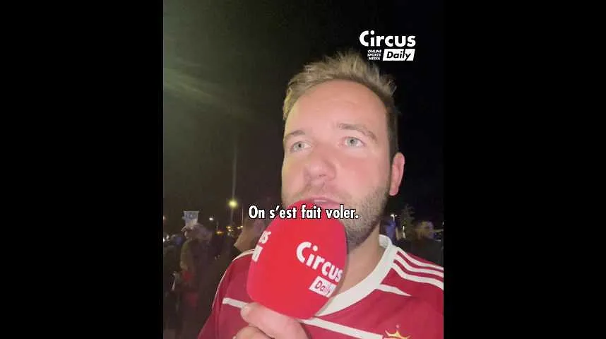 Fossey devait-il être exclu contre Bruges? La réaction des fans du Standard