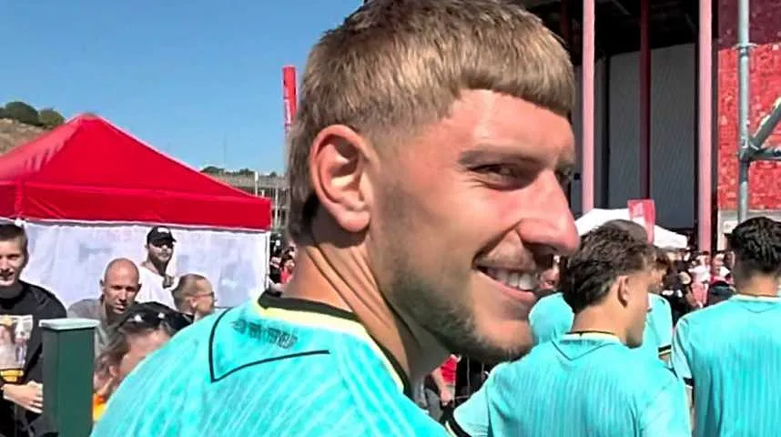 Standard : revivez le Fan Day dans la peau de Marlon Fossey