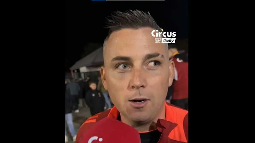 Les fans du Standard satisfaits après la victoire contre Charleroi - Les fans du Standard satisfaits après la victoire contre Charleroi