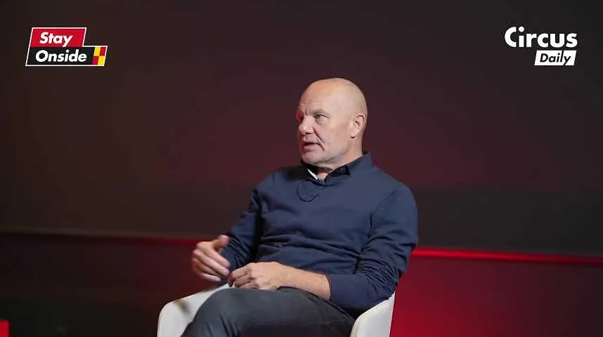 Stay Onside - Union, arbitrage... nos experts débriefent l'actu foot - Stay Onside - Union, arbitrage... nos experts débriefent l'actu foot